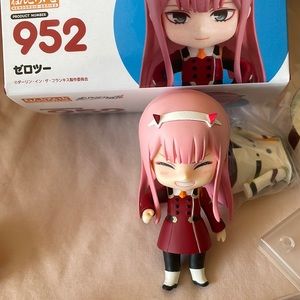 Zero two nendoroid